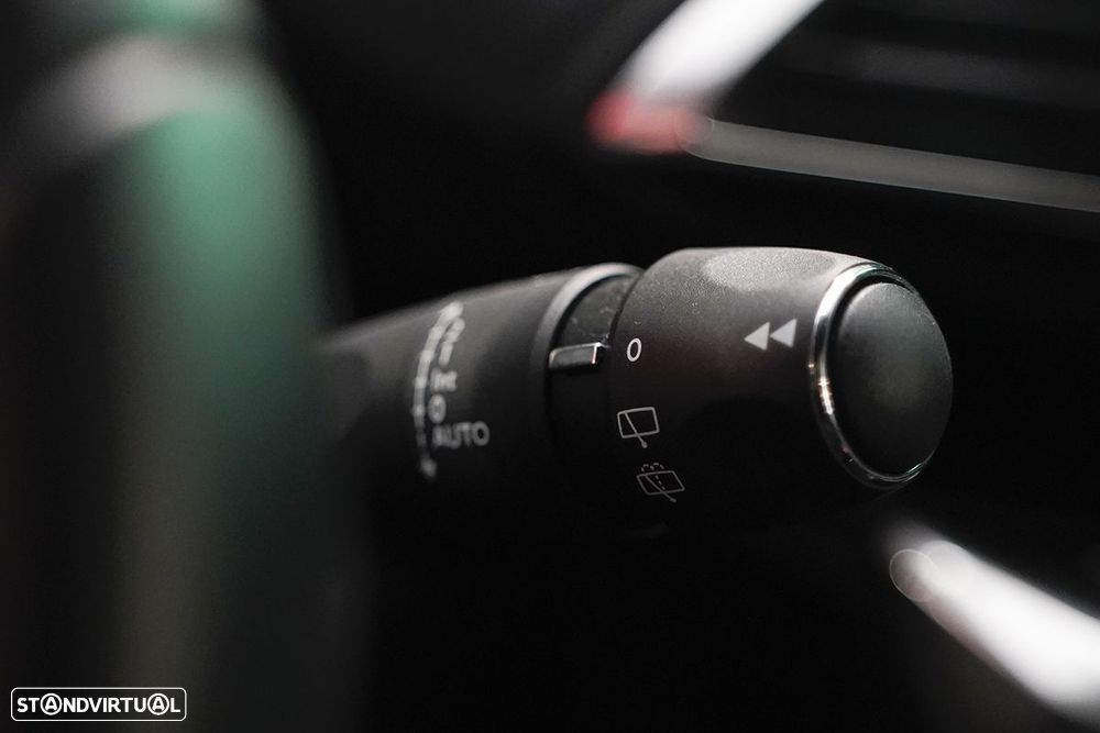 Peugeot 3008 1.2 Hybrid Allure Pack e-DCS6 - 17
