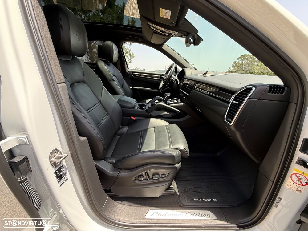 Porsche Cayenne Coupé S Platinum Edition - 13