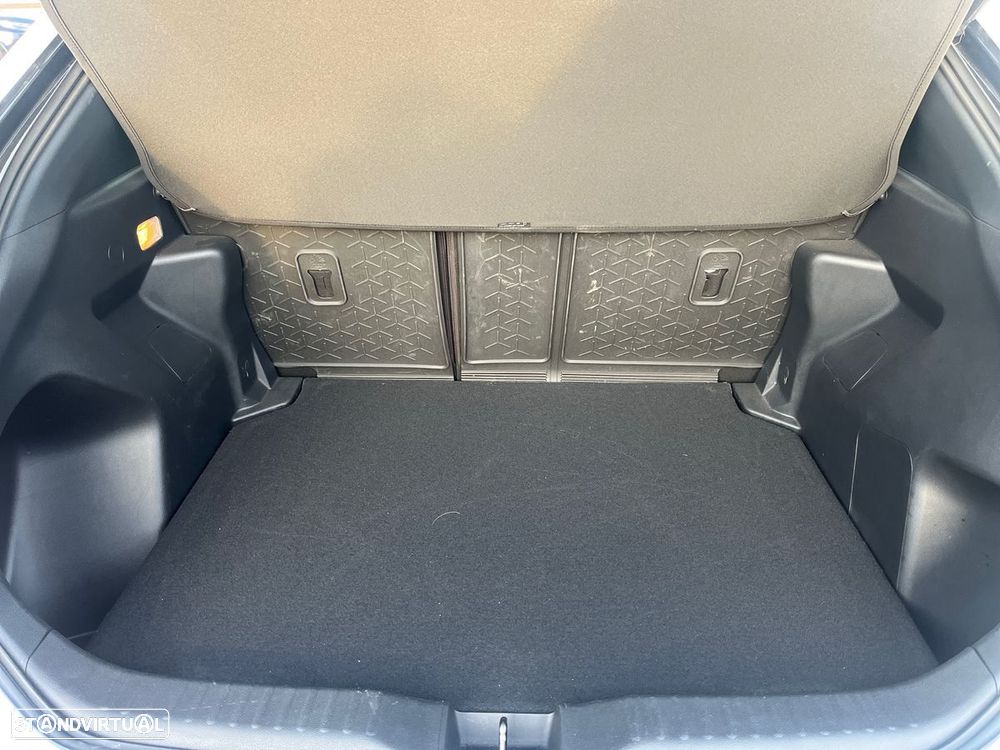 Toyota Yaris Cross 1.5 HDF Square Collection - 11