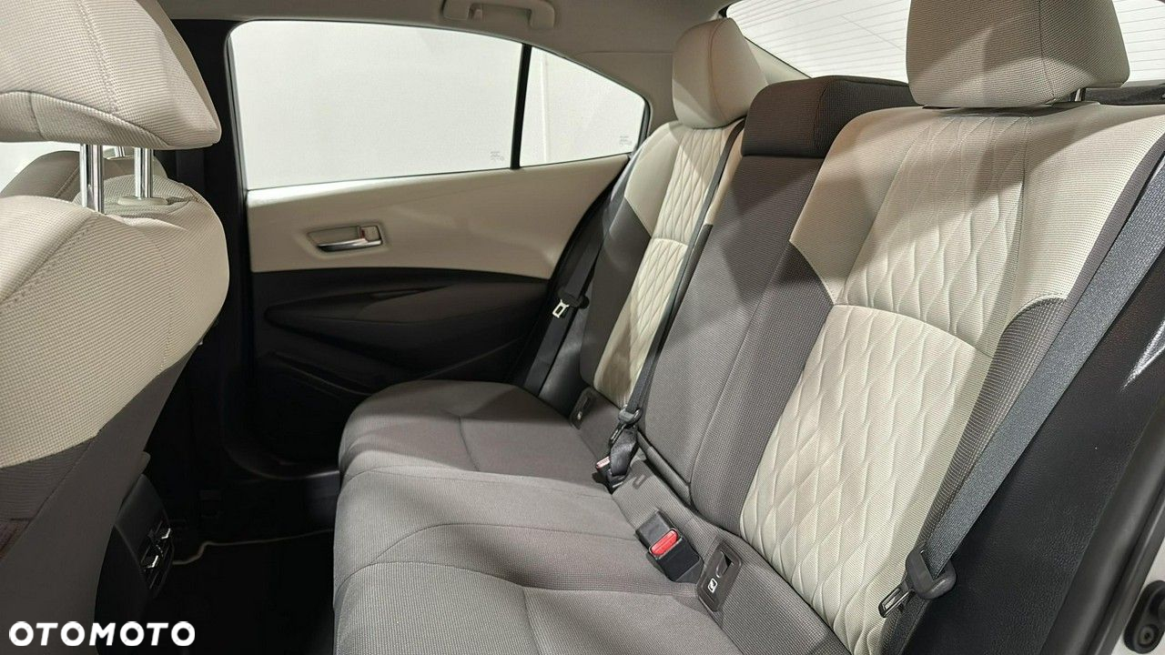 Toyota Corolla - 14