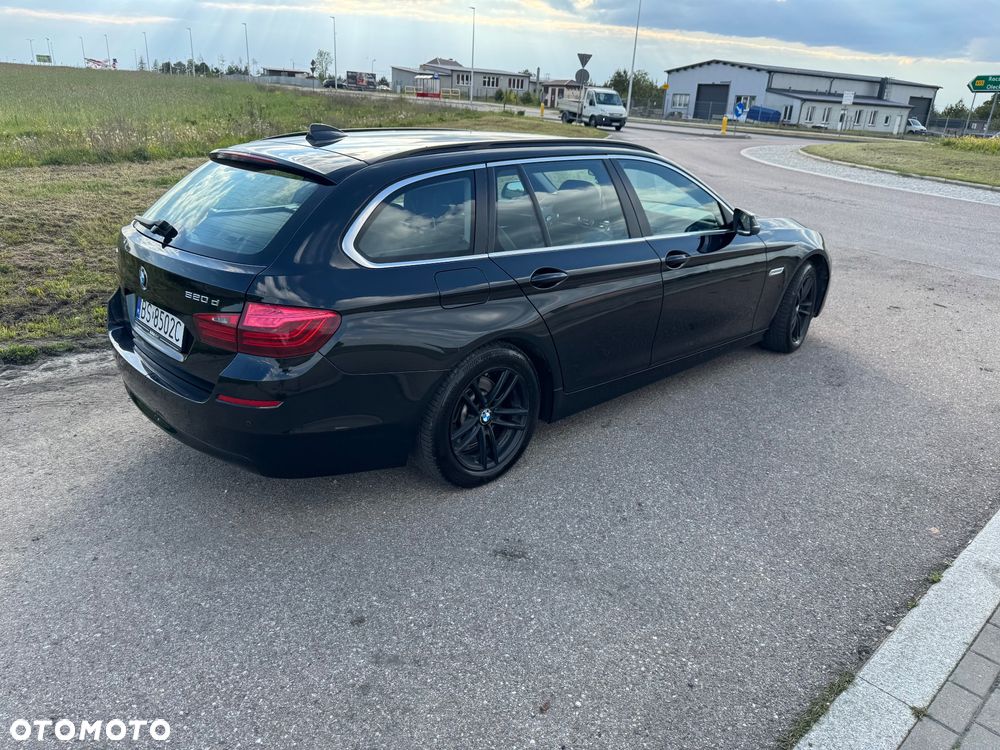 BMW Seria 5 520d xDrive - 3