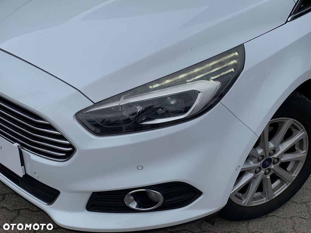 Ford S-Max 2.0 TDCi Titanium PowerShift - 12