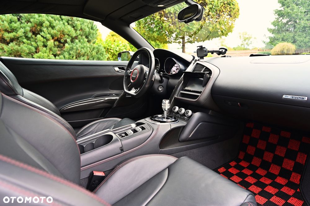 Audi R8 Coupé - 24