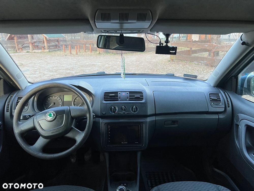 Skoda Fabia - 8