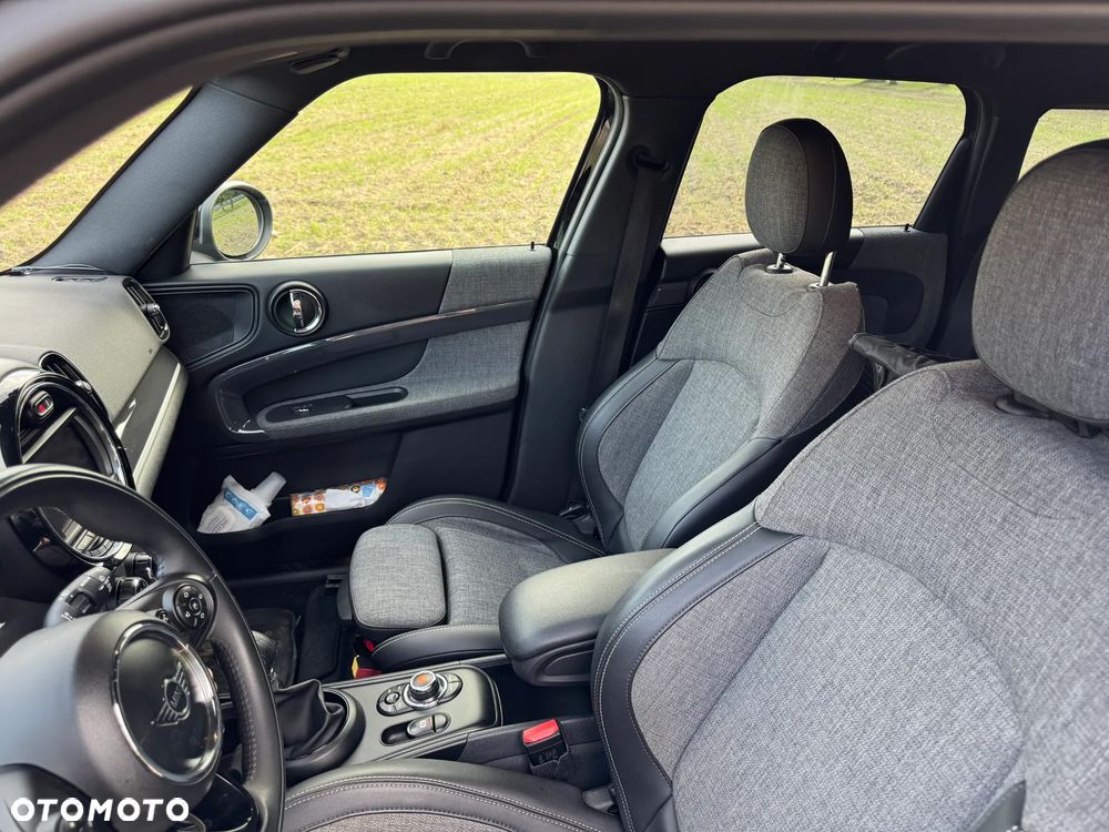 MINI Countryman Cooper S E ALL4 - 24