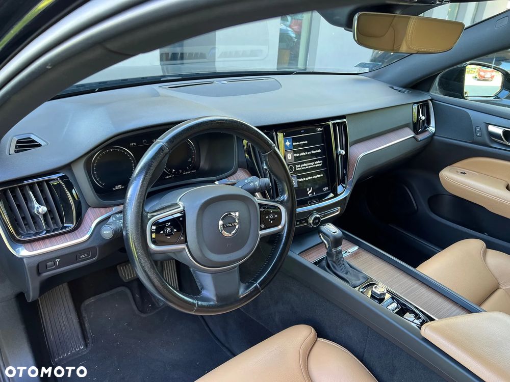 Volvo V60 Cross Country Pro T5 AWD - 12