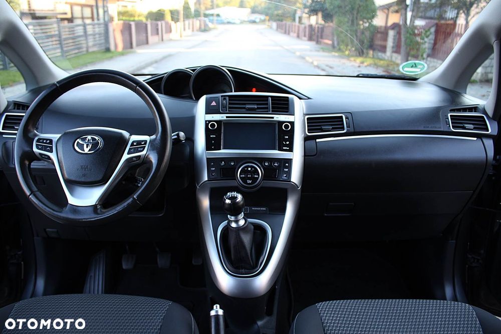 Toyota Verso 1.6 D-4D 7-Sitzer Start/Stop Executive - 18