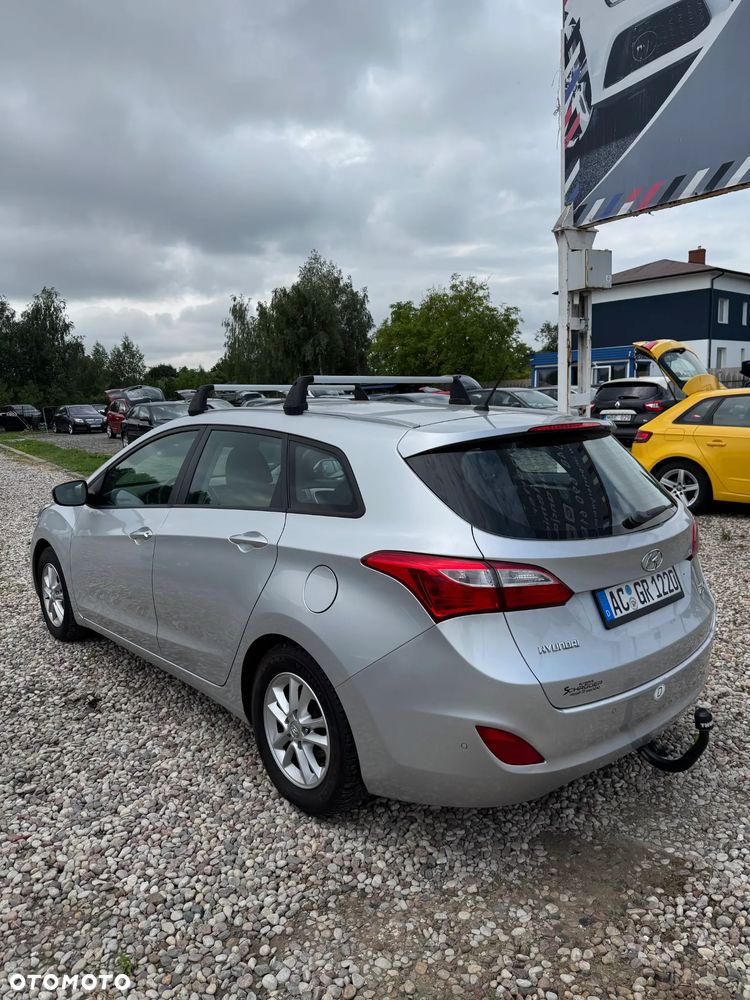 Hyundai i30 1.6 CRDi Blue Classic - 4