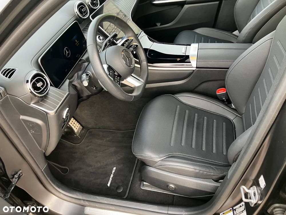 Mercedes-Benz GLC - 23