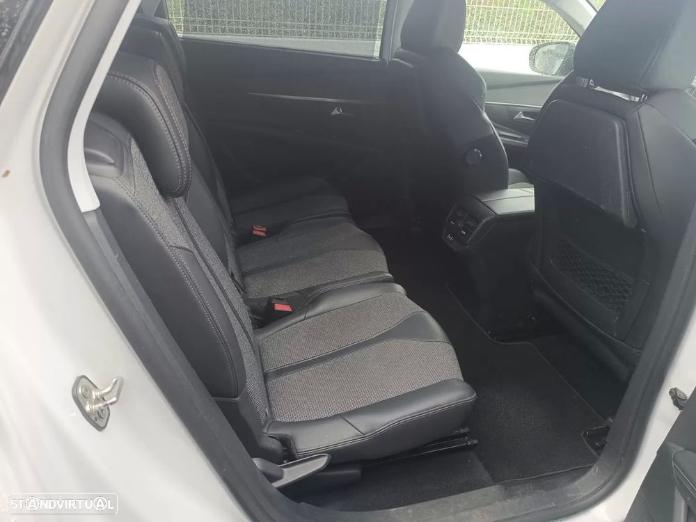 Peugeot 5008 PureTech 130 Stop & Start Allure Pack - 24