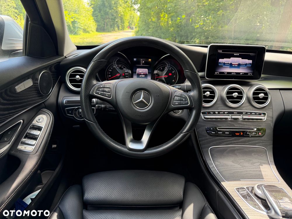 Mercedes-Benz Klasa C 200 9G-TRONIC Exclusive - 25