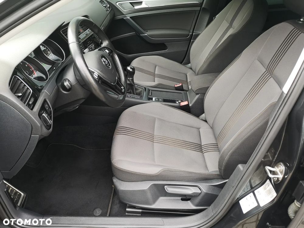 Volkswagen Golf 1.2 TSI BlueMotion Technology Allstar - 26