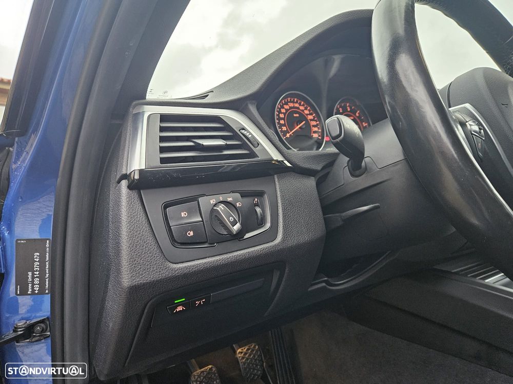 BMW 320 d M Sport - 14