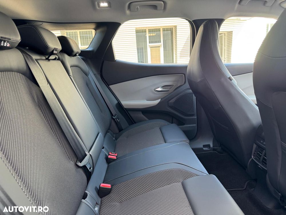 Ford Explorer RWD 77 kWh Extended Range Select - 8