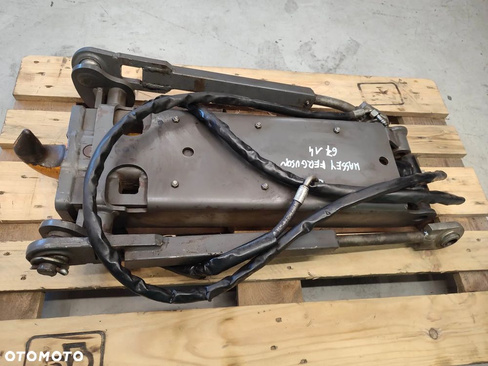 Zaczep hydrauliczny dolny Hitch Massey Ferguson 6714 (17147425) - 4