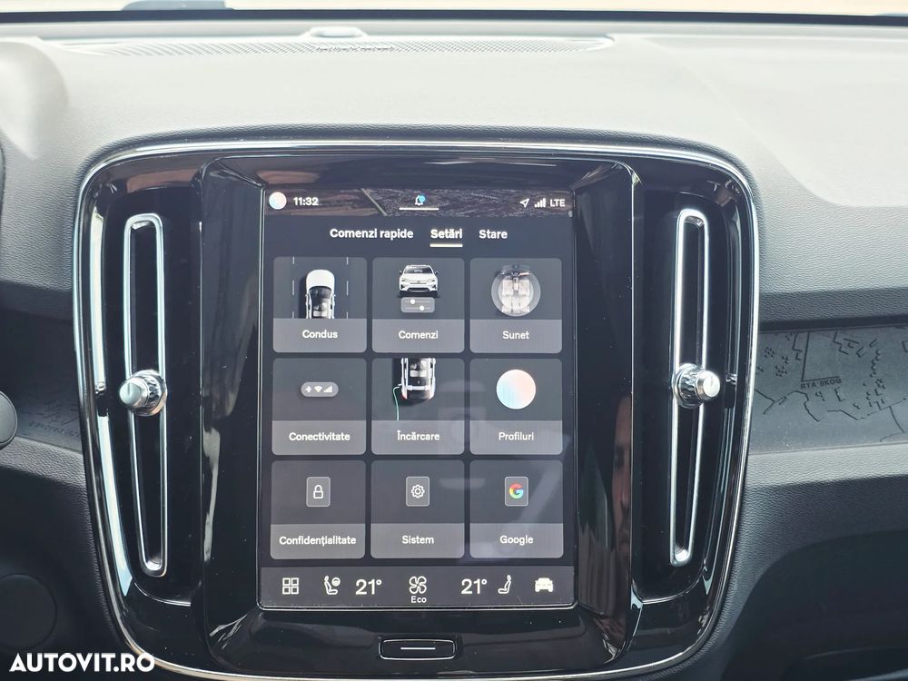 Volvo C40 Recharge Twin Motor AWD Plus - 32