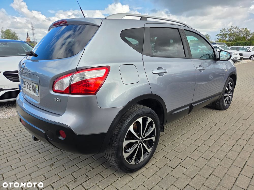 Nissan Qashqai 2.0 dCi DPF acenta - 5