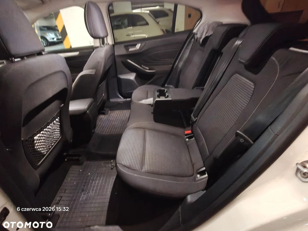 Ford Focus 1.5 EcoBlue SCR Connected - 6