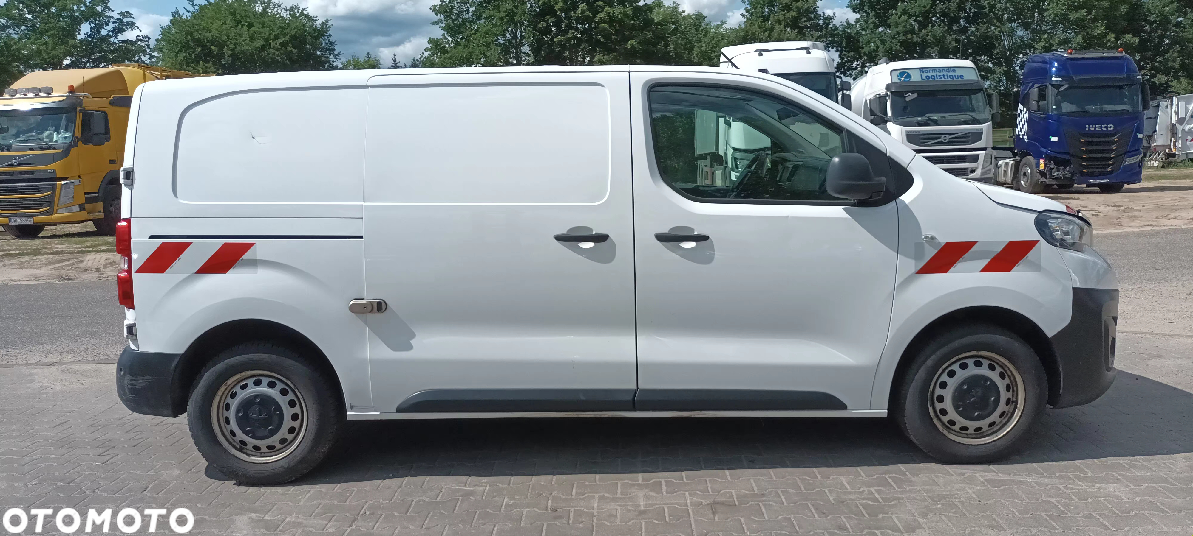 Peugeot EXPERT - 12