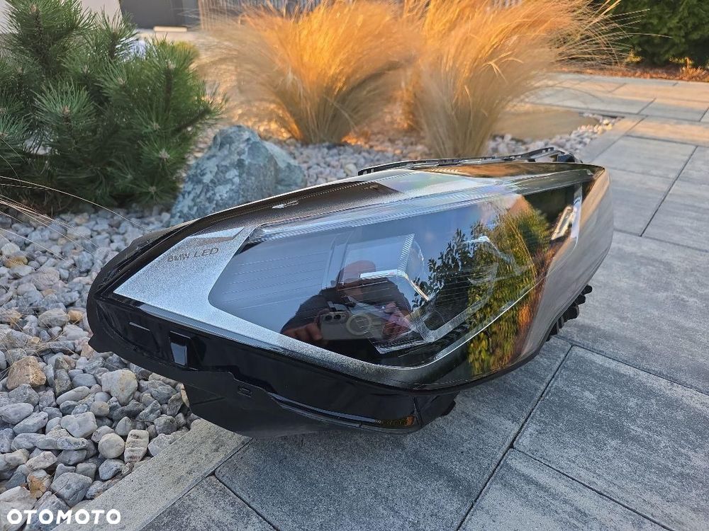 BMW X1 F48 LIFT LCI Lampa prawa przód Full Led 6311-5A01172-03 2022 - 4