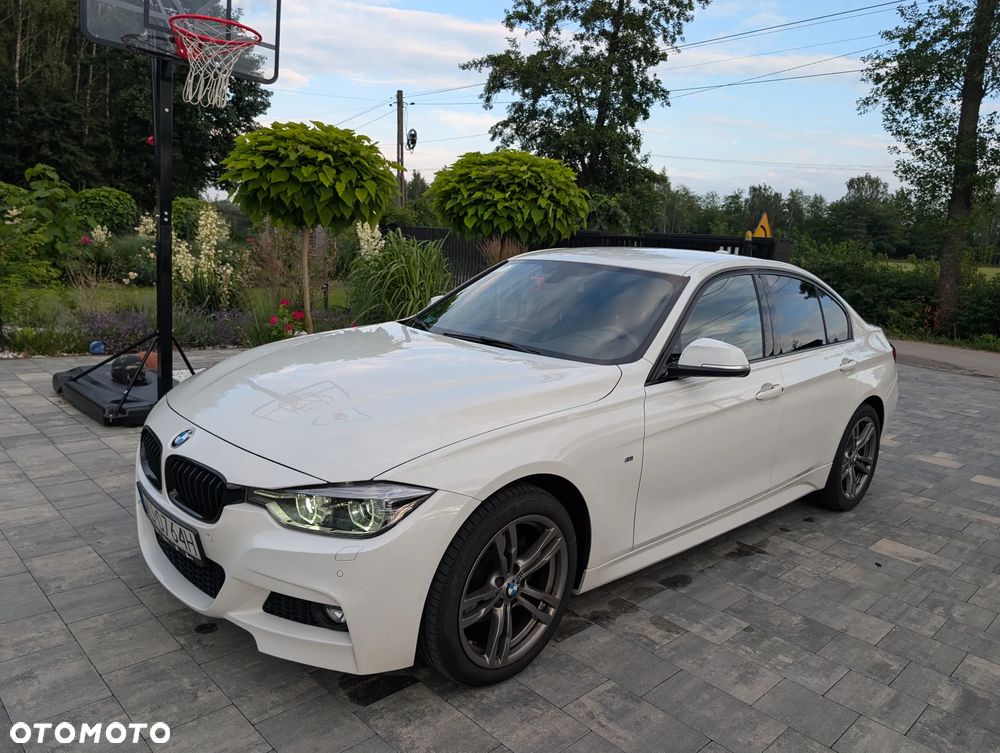 BMW Seria 3 320d M Sport - 2