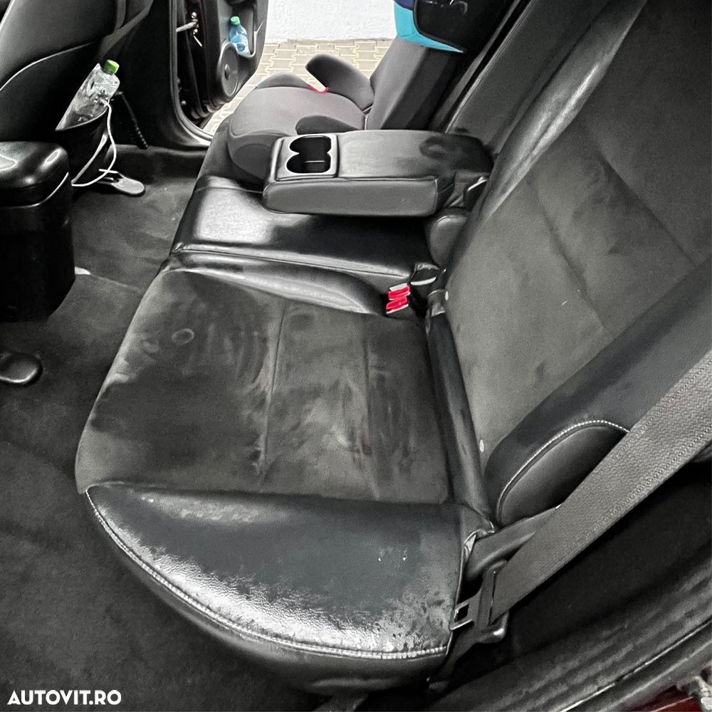 Honda Civic 1.8i-VTEC 50 Jahre Edition - 11