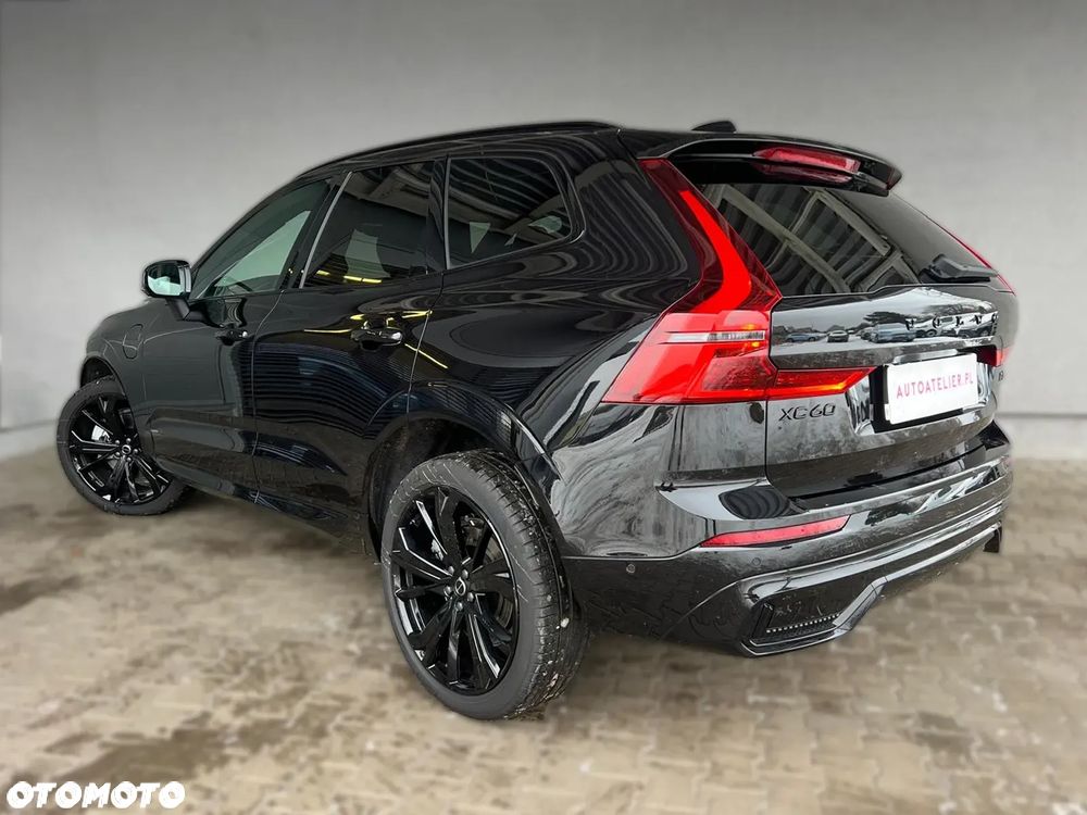 Volvo XC 60 T8 Plug-In Hybrid AWD Plus Black Edition - 12