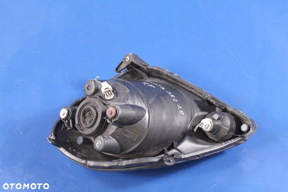 REFLEKTOR LAMPA PRZÓD PRAWY TOYOTA MR2 99-06r UK - 16