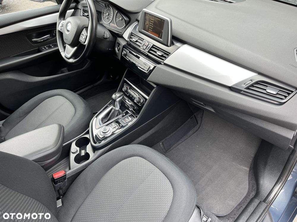 BMW Seria 2 220d Advantage - 15