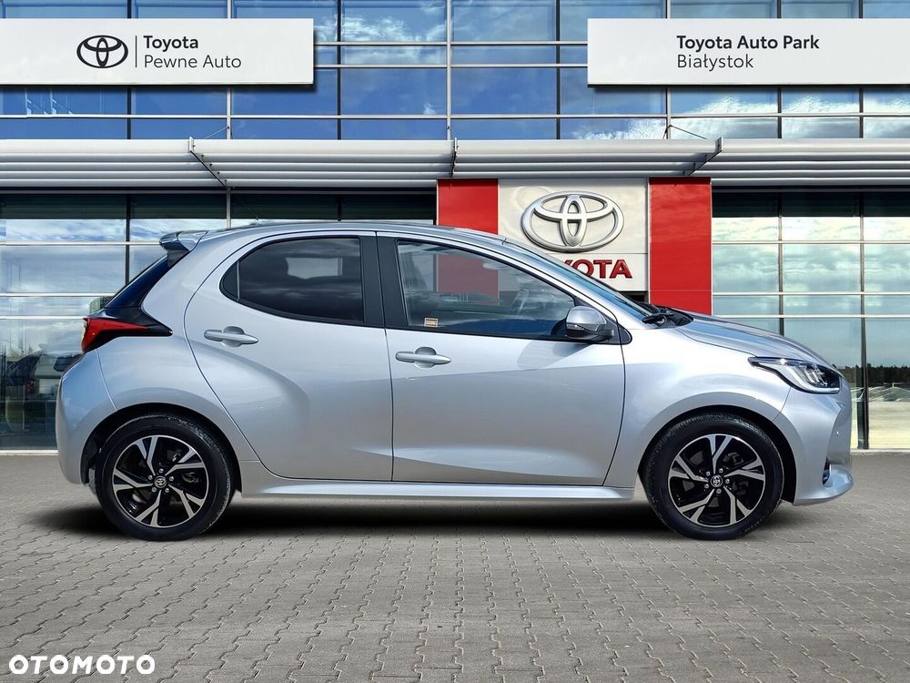 Toyota Yaris Hybrid 1.5 Style - 6