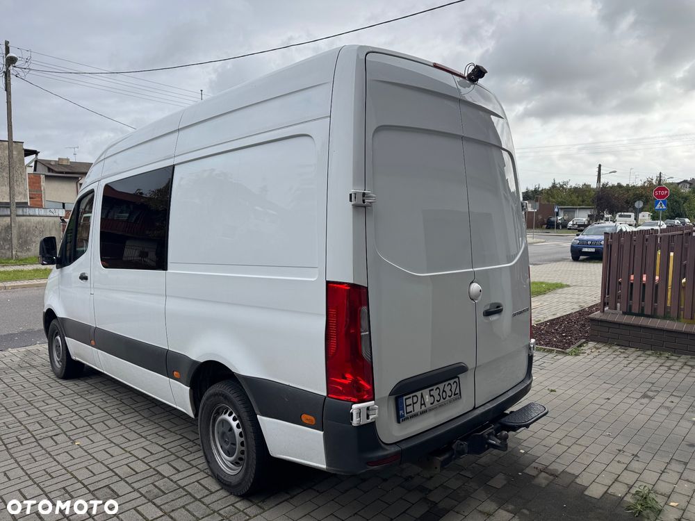 Mercedes-Benz Sprinter 319 - 3