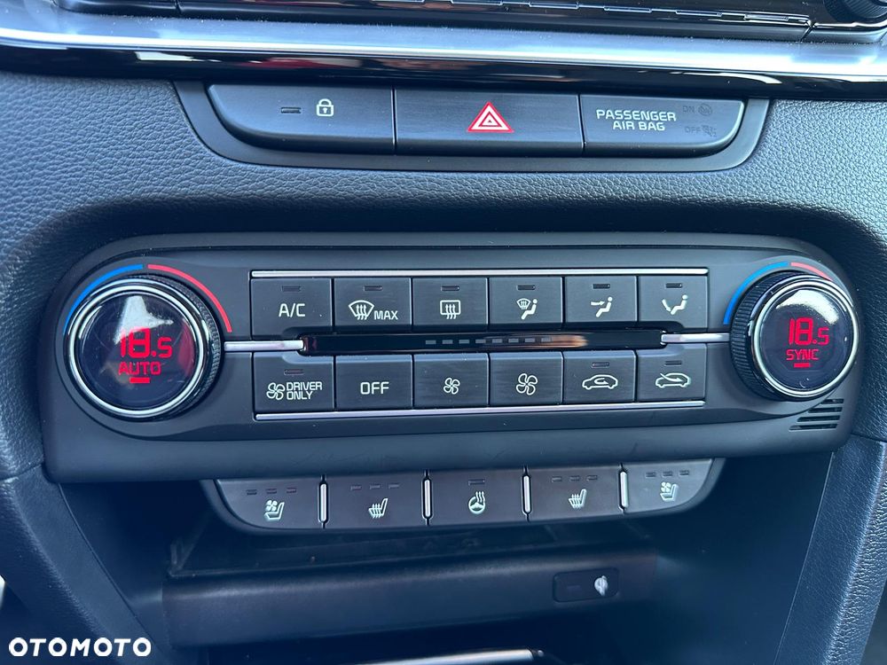 Kia Ceed 1.6 GDI DCT OPF Platinum Edition - 20