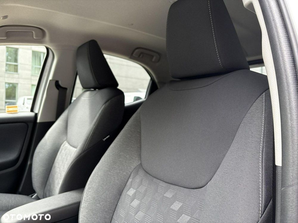 Toyota Yaris - 30
