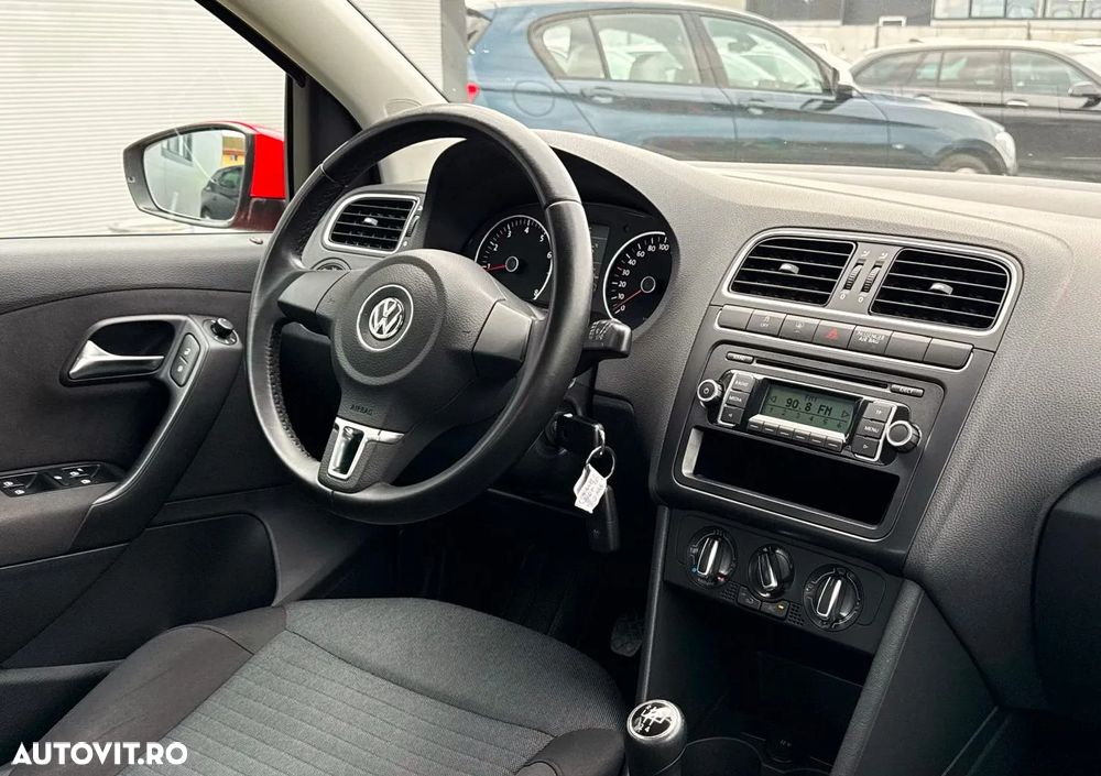Volkswagen Polo - 9
