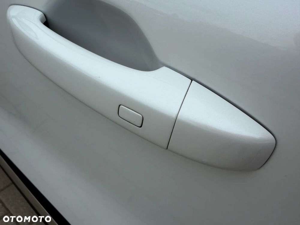 Renault Captur E-TECH 160 INTENS - 23