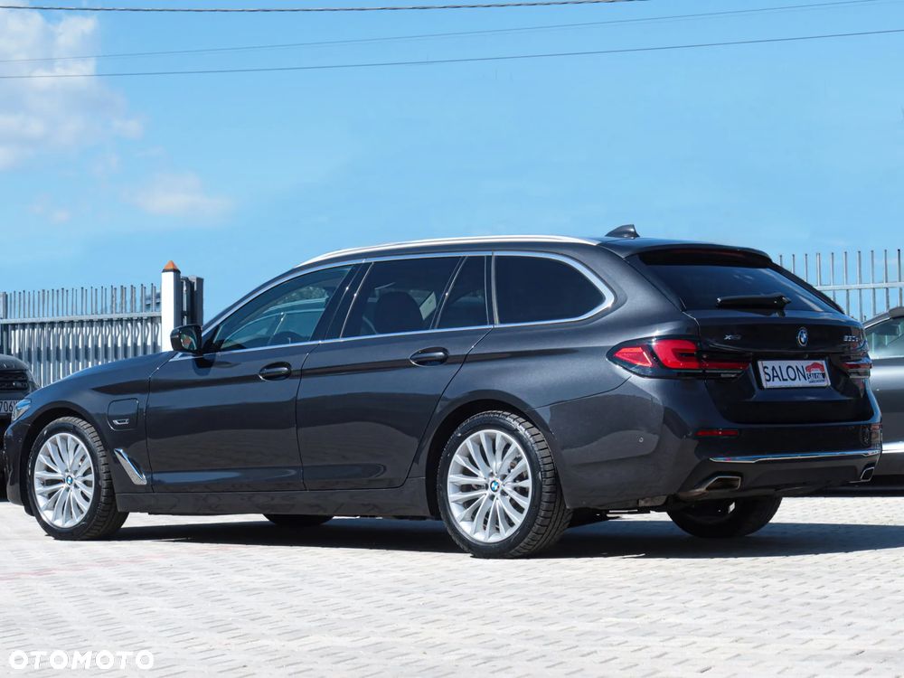 BMW Seria 5 530e Luxury Line sport - 36