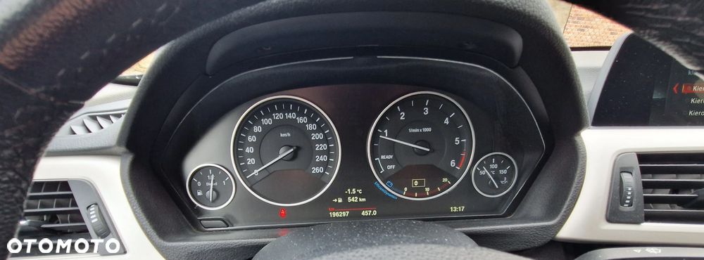 BMW Seria 3 318d xDrive - 14