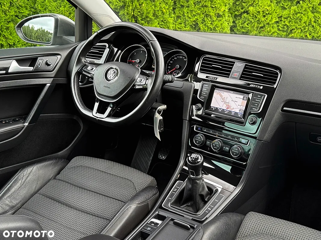 Volkswagen Golf VII 1.6 TDI BMT Highline - 16
