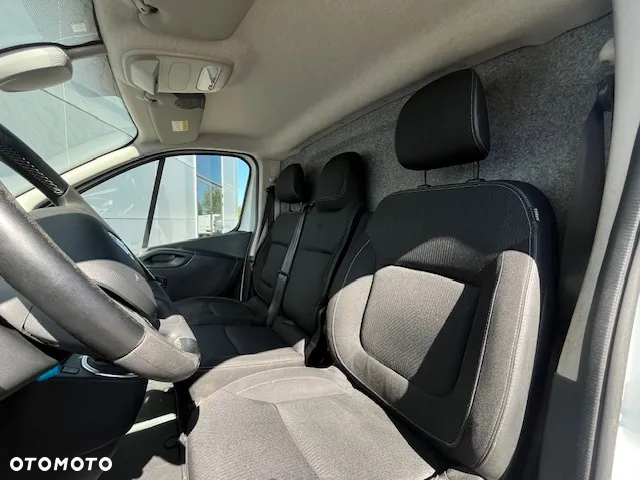 Renault Trafic - 18