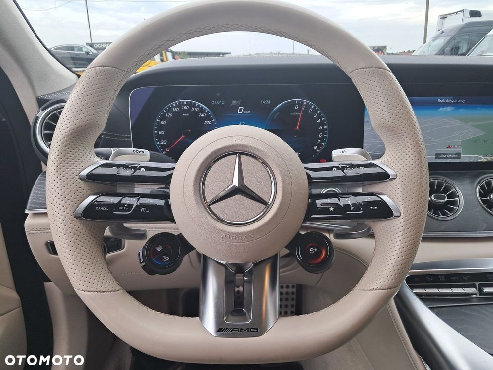 Mercedes-Benz AMG GT - 9