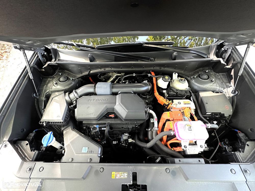 Hyundai Santa Fe 1.6 T-GDI HEV Calligraphy Pack - 37