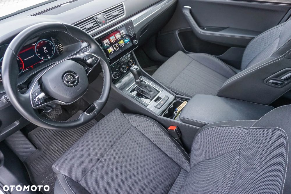 Skoda Superb 2.0 TSI Style DSG - 27