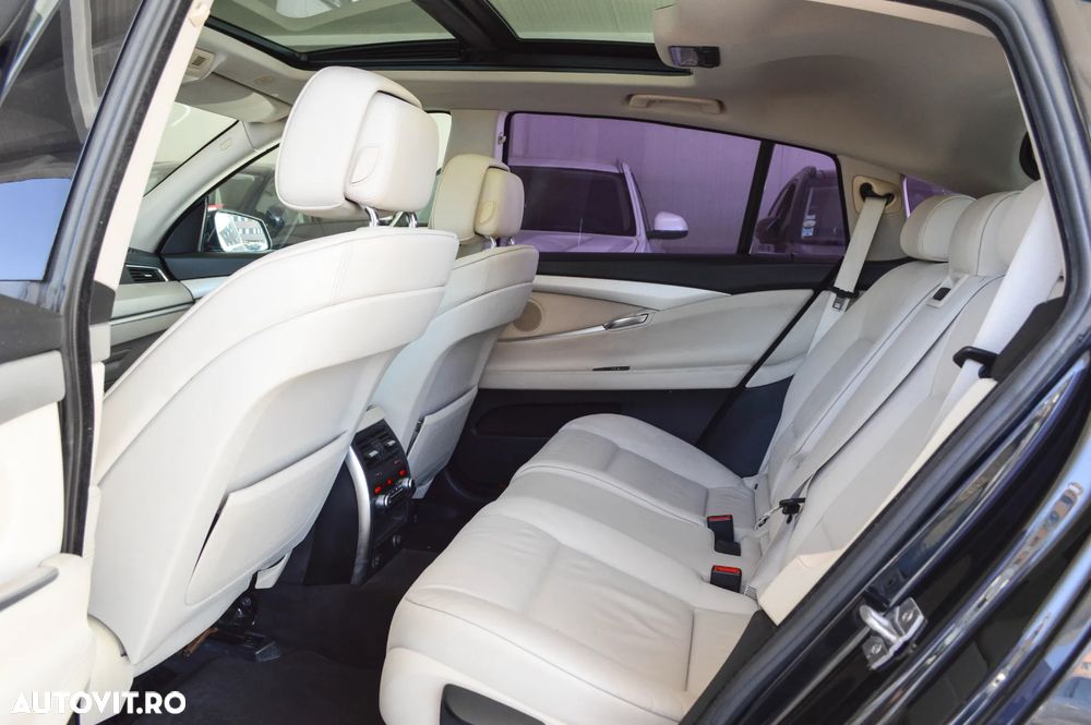 BMW Seria 5 520d Aut. Luxury Line - 22