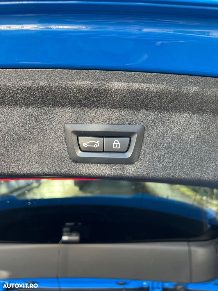 BMW M1 M135i xDrive AT - 31