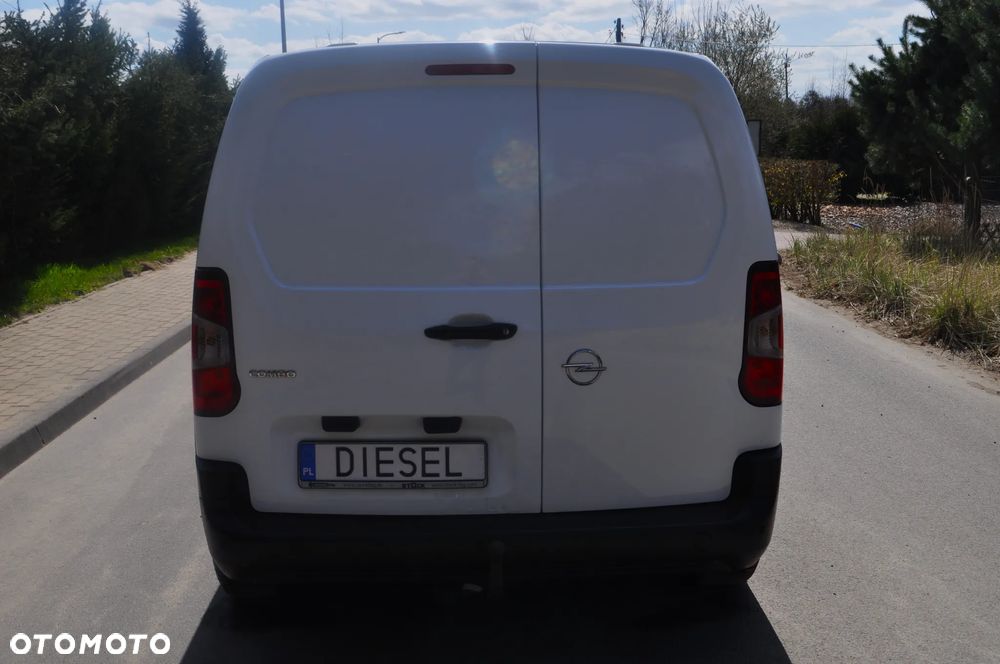 Opel COMBO E - 8