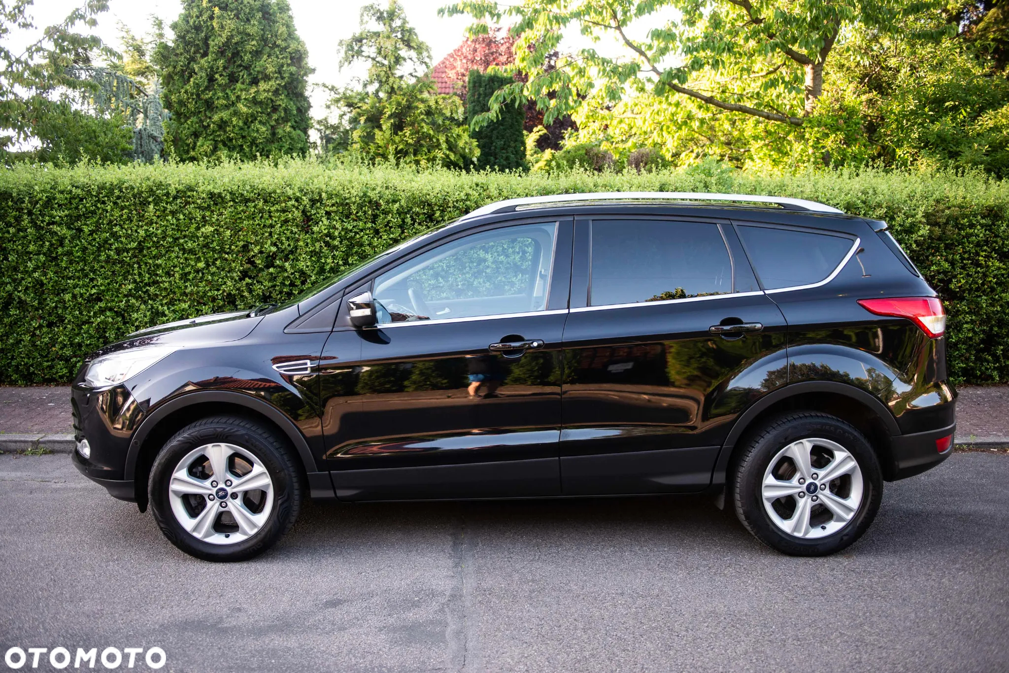 Ford Kuga 2.0 TDCi 4WD Titanium - 4