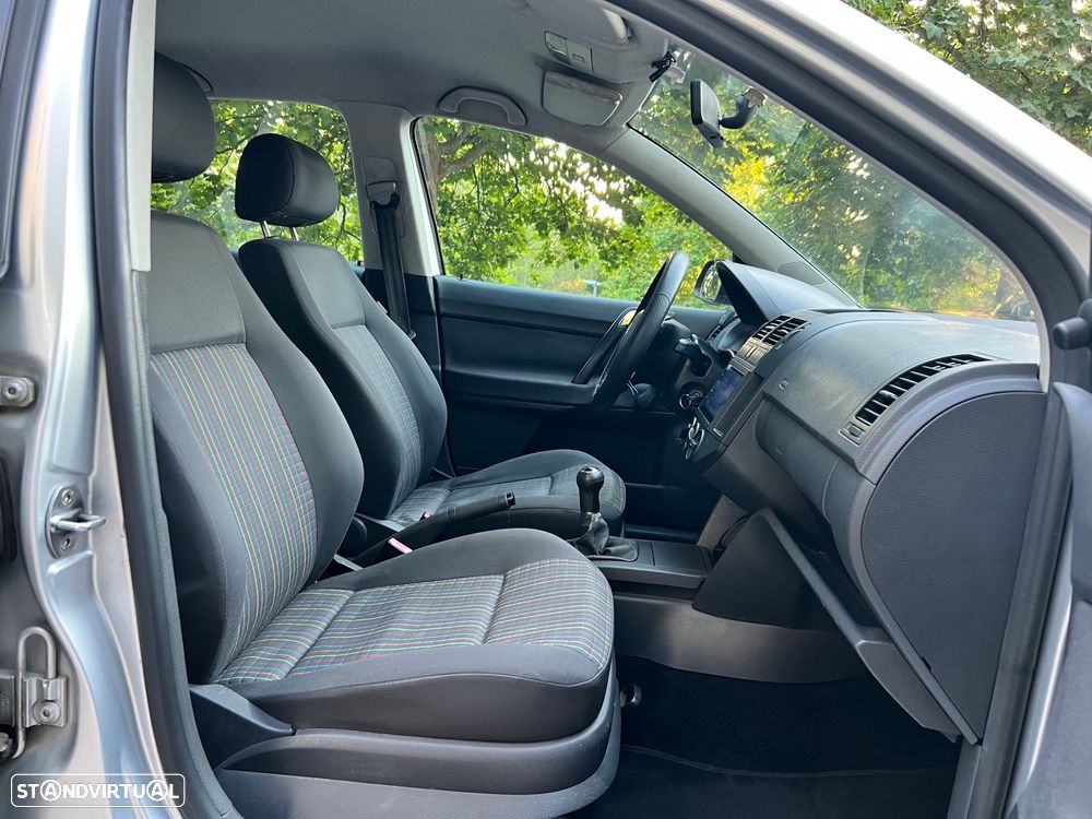 VW Polo 1.4 TDi Trendline AC - 9