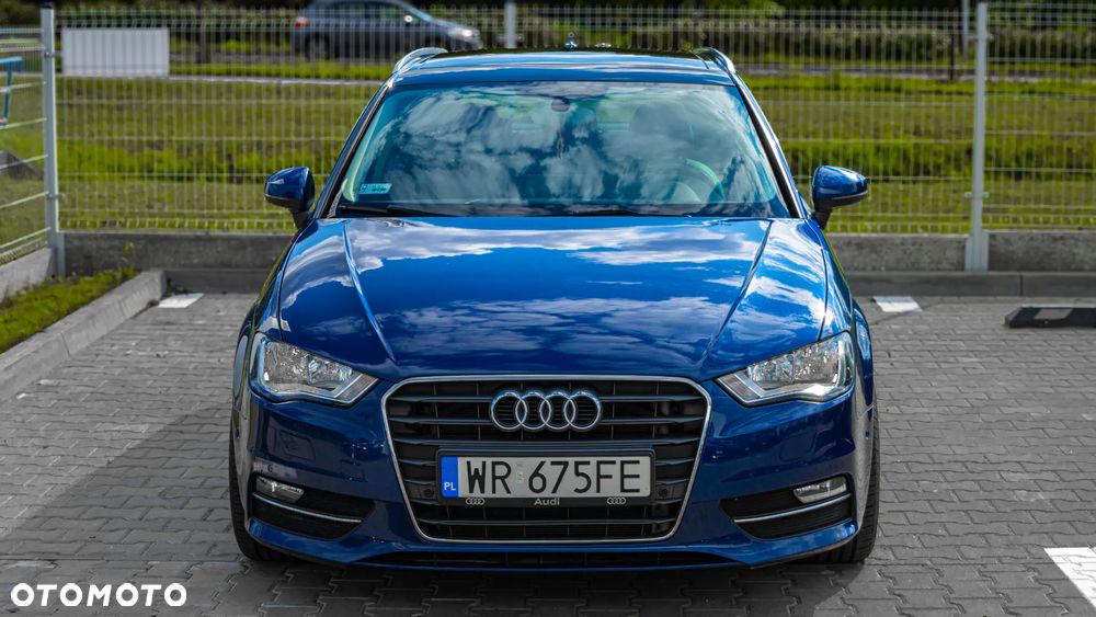 Audi A3 Sportback 2.0 TDI Ambiente - 3
