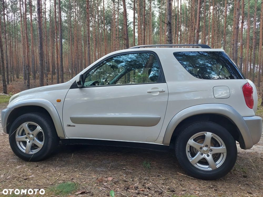 Toyota RAV4 4x4 Edition - 14