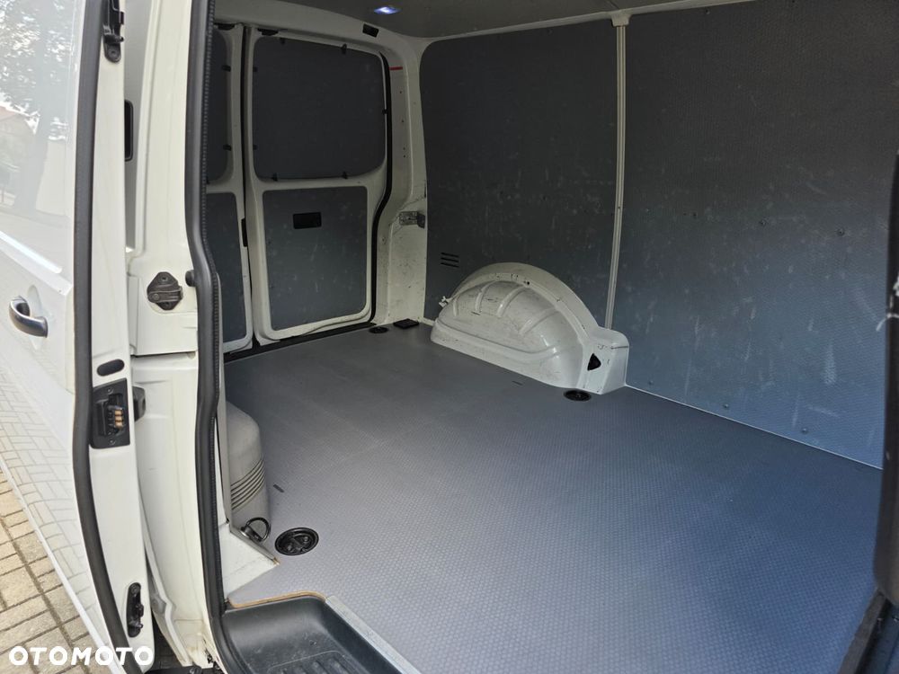 Volkswagen Transporter T6 - 22